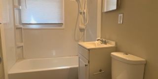 2250 North Goodlet Avenue Gallery 3