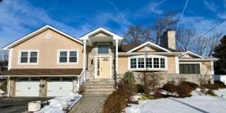 126 Mckinley Ave Gallery 1