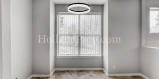 Beautiful 3-Level Hillsboro Townhouse in Quiet Cul-de-sac! Gallery 8