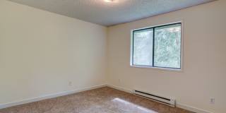3 Bedroom/2.5 bathroom townhouse centrally located Oak Harbor Gallery 27