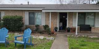 FOR LEASE!! Great location! Gallery 1