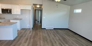 Newer Home with Two Bedrooms, Two Bathrooms & Modern Amenities! Gallery 5