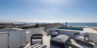 2428 The Strand Gallery 47