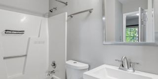 3909 King Edward Court Gallery 21