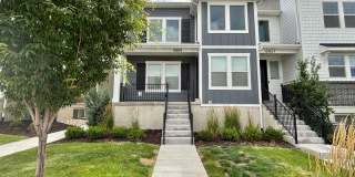 Gorgeous Poolside Corner Townhome at Mountain Ridge! Gallery 1