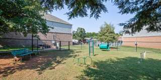 Sherwood Station Apartments Gallery 16