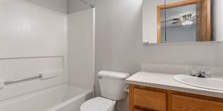 Donna Court Gallery 37