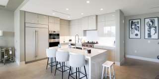Luxury Furnished Gulf-Front Condo at The St. Regis Residences, Longboat Key, FL Gallery 13