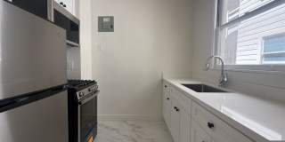 2245 Larkin Gallery 2