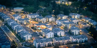 The Strand Gallery 75