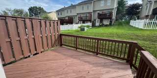 Taylor Spring Townhouse With Garage and Basement Gallery 6