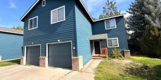 BRIGHT, OPEN LIVING IN THE HEART OF BEND!! Gallery 1