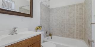 5004 ROANOKE Place Gallery 12