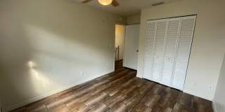 Cozy 3 bed 2.5 Bath Townhome Gallery 22