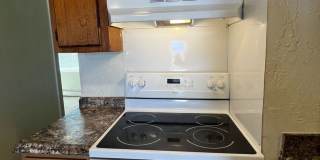 2BD/1 BA Duplex Gallery 9