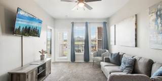 The Flats at MacArthur Gallery 1