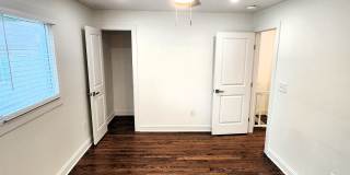 5036 Baltimore Avenue Gallery 13