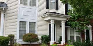 Beautiful 2/2.5 townhome in Cornelius Gallery 1