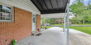 ONE LEVEL LIVING!! in Potomac 4-5 bed 4 baths / Close in Potomac Gallery 10