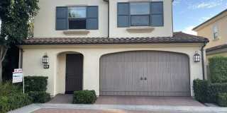 90 Plum Feather 90 Plum Feather Gallery 1