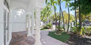 827 SE 2nd Ct Gallery 3