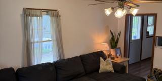 619 Pine St Gallery 3