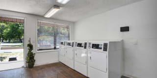 Nova Glen Apartments Gallery 7