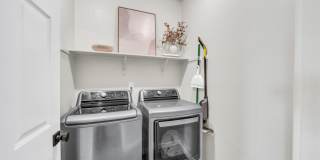 Newer Home on Large Corner Lot with Lots of Natural Light! Gallery 38
