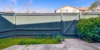 Move-In Ready Condo in Quiet Community (furniture optional!) Gallery 22