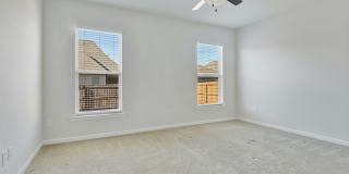 Two year old 3 bedroom available for Lease in Hunters Trace! Gallery 4