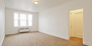 6751 S Jeffery Apartments Gallery 12