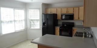 One Level Duplex with Garage Gallery 4