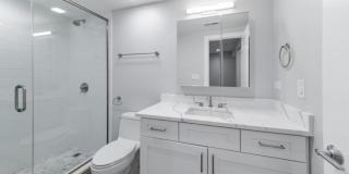 935 West Winona Gallery 3