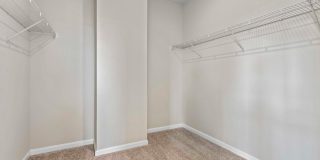 462 TILLER Street Gallery 20