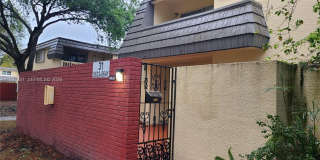 8633 SW 137 Avenue Gallery 1
