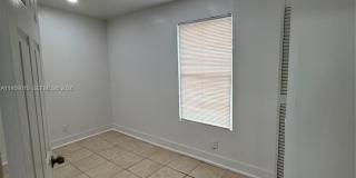 1149 W 26th St Gallery 19