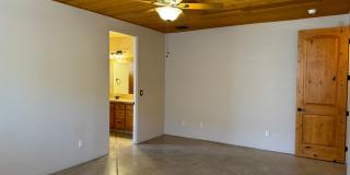 Unique 3Bdm 2Ba home is located in a great central location Gallery 33