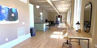 Enormous Upper Floor Unit in Heart of Downtown MKE Gallery 1