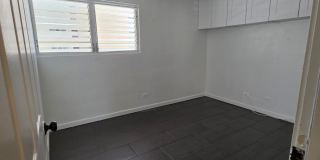 Colonnade on the Greens - 3 bedroom, 2 bath unit with 2 tandem parking. Gallery 10