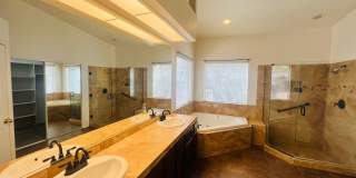 Captivating 4 bedroom, 2 bath home in Santa Teresa, NM! Gallery 10