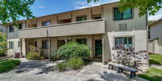 1st floor corner unit - In Door Laundry- Easy Access to 880 and 237 Gallery 1