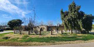 802 N ALZORA Way Gallery 1