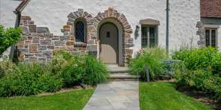 Elegant 3 Bedroom Tudor with Flexible Living Space Elegant 3 Bedroom Tudor with Flexible Living Space Gallery 5