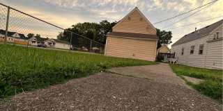 3308 Forest Ave Gallery 3