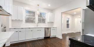 Lower Unit - Newly Constructed - 2 bed/2 bath - Must See! Gallery 163