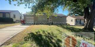 Wonderful 3 bedroom 1 bath home! Just a short drive to all the Independence shopping! Gallery 1