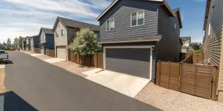 Newer 3 Bedroom, 2.5 Bath Home with Community Pool & Park Gallery 21