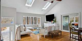 30 Squires Blvd Gallery 4