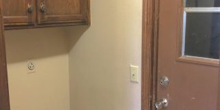 Great Location! Central Edmond! Great Location! Central Edmond! Gallery 14