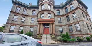 2400 BAYNARD Boulevard Gallery 1